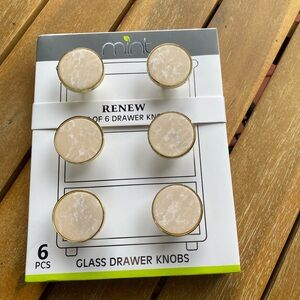 Mint Renew Cream Marble inspired Gold Trim Pull Handle Drawer Knob